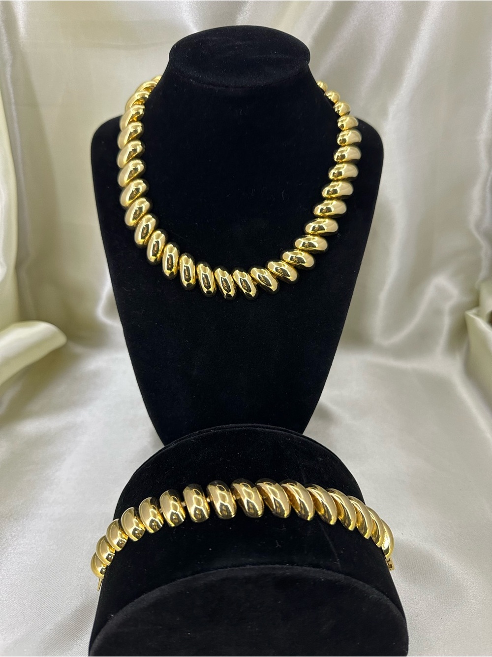 Gold Chunky Bead Necklace and Bracelet Set